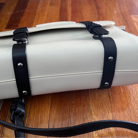 Pixie Mood Vegan Leather Purse - Picture 8 of 11